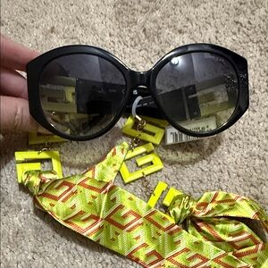 Guess Black  Sunglasses with Neon Yellow Scarf Chain